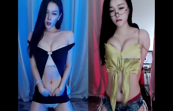 网易CC 兰学姐 精油抹胸，抖胸磨豆腐表情销魂8V