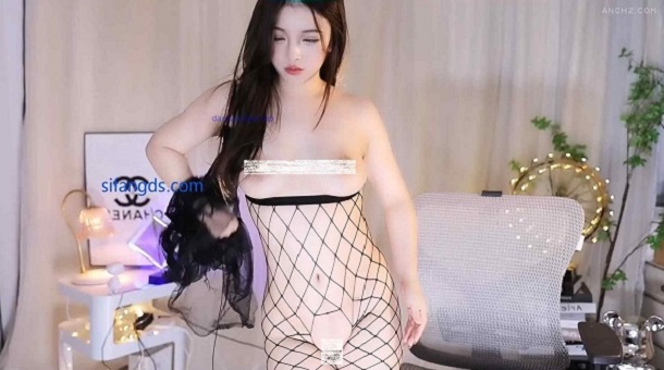 网易CC 小乔妹 裸舞跳弹尺度大开2V